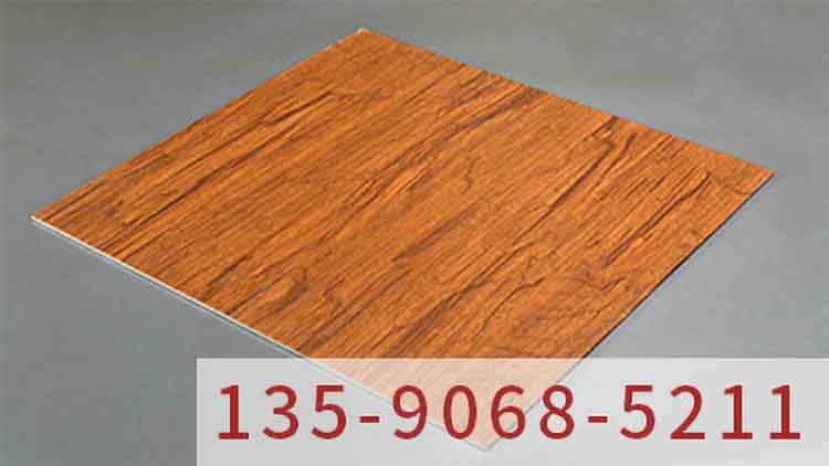 木紋鋁單板之展現(xiàn)出獨特的美感和多樣化的設計